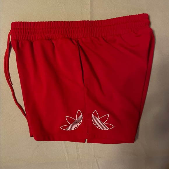 Adidas Women’s The Retro Fit Original Trifoil Short - Picture 3 of 6